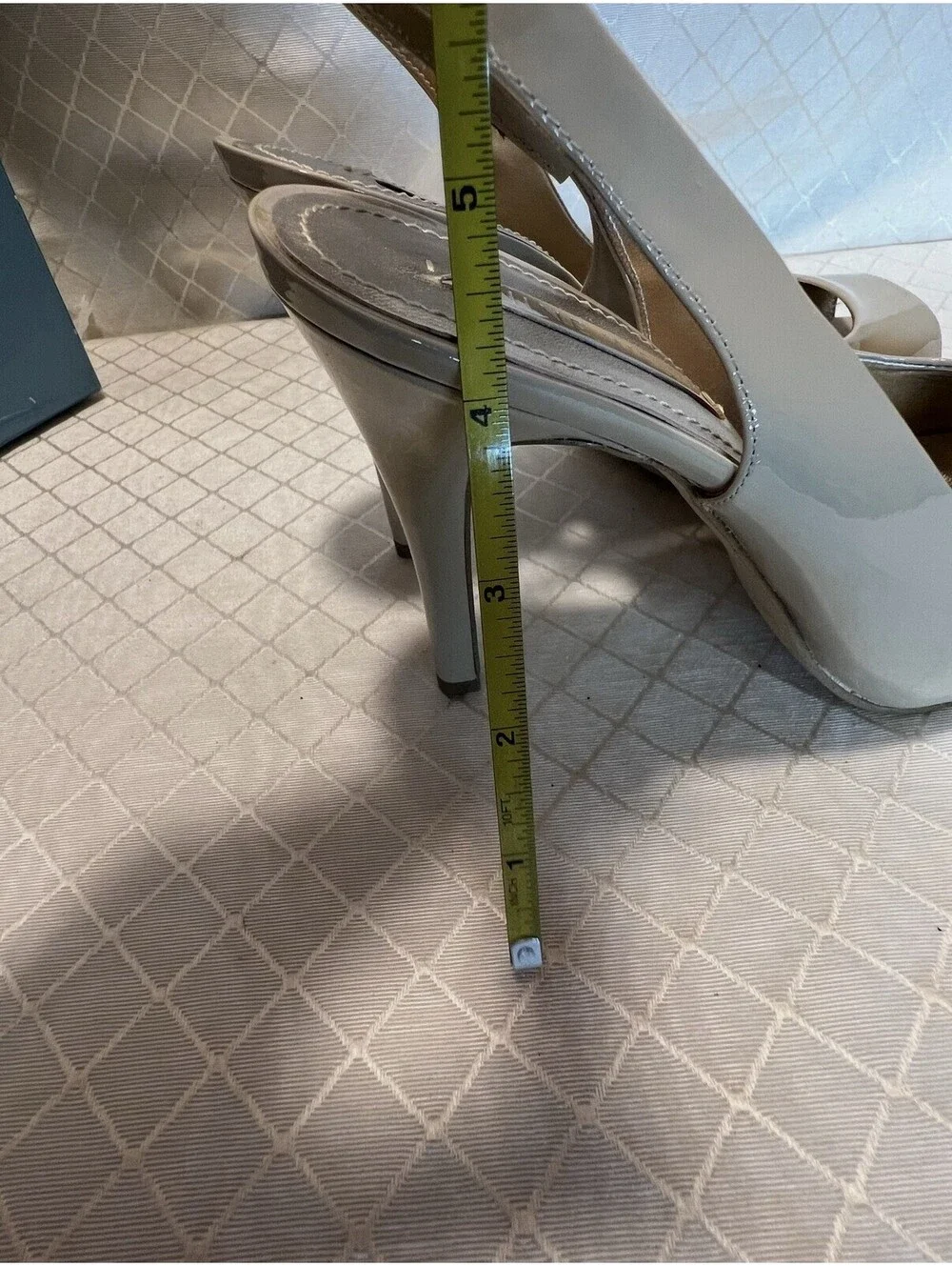 Nine West peep-toe slingback pumps Beige patent leather:Sz 8